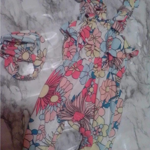 Girls 2pc Jumpsuit (0-3m) - Picture 3 of 3